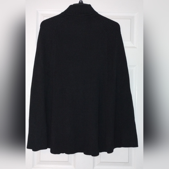 G.I.L.I Brand Women's Poncho Cape - Picture 2 of 4
